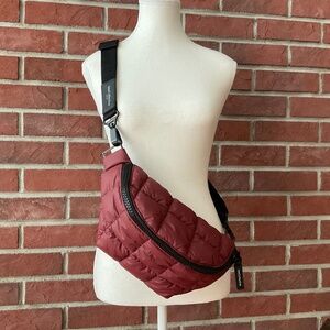 Vee Collective Berlin Burgundy Quilted “Porter”Sling Crossbody Bag NWOT
